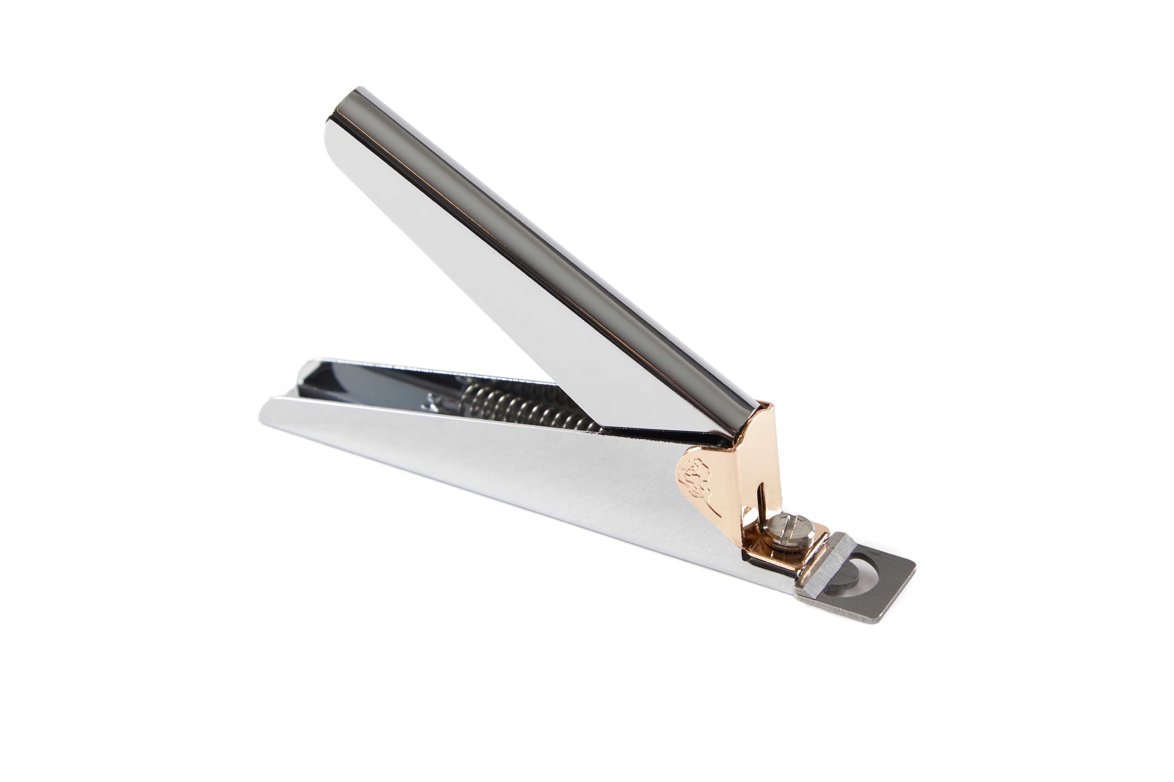 Qnail Professional Metal Tips Makası